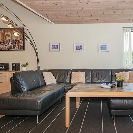 12 Person Holiday Home In Aabenraa Loddenhøj Εξωτερικό φωτογραφία