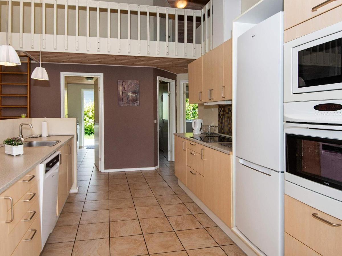 12 Person Holiday Home In Aabenraa Loddenhøj Εξωτερικό φωτογραφία
