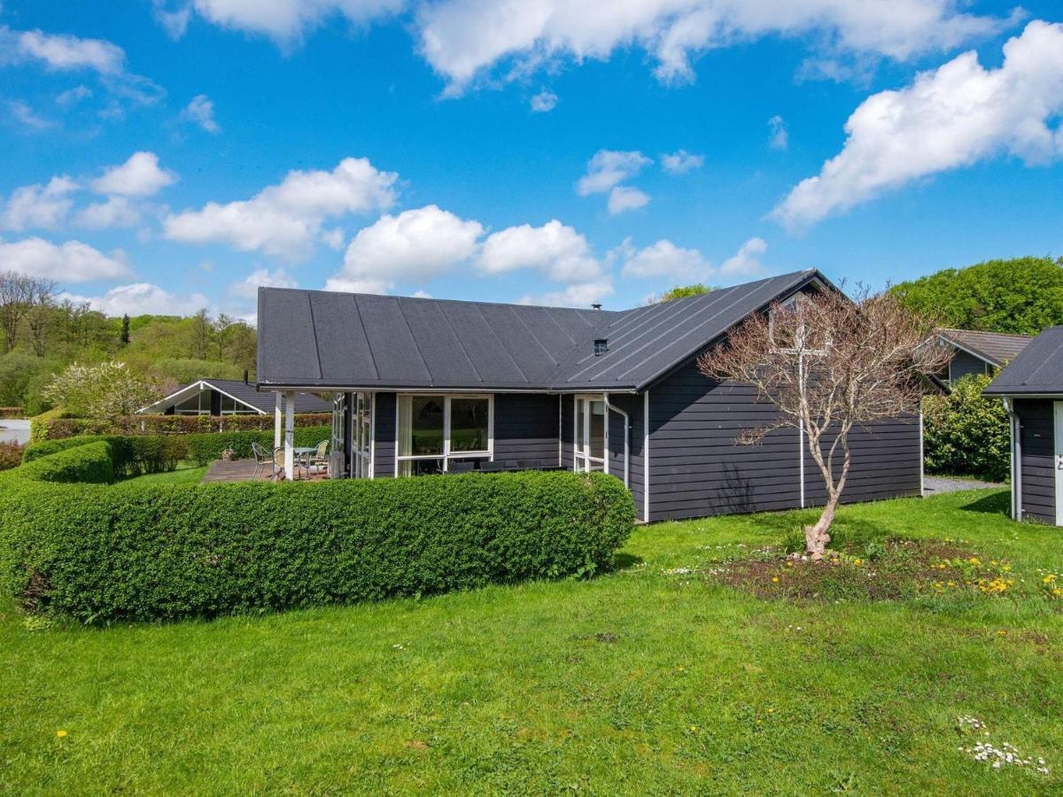 12 Person Holiday Home In Aabenraa Loddenhøj Εξωτερικό φωτογραφία